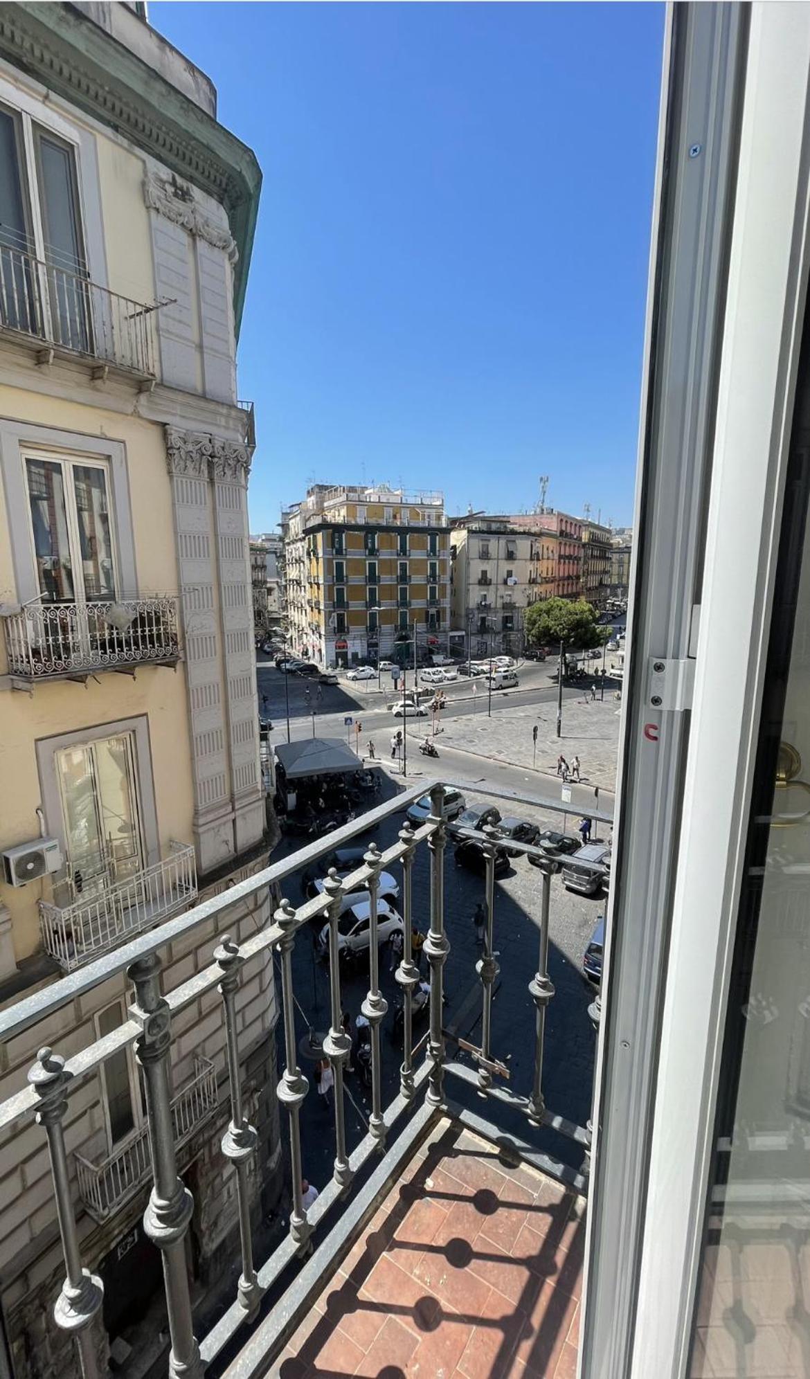 Nerisa * Naples