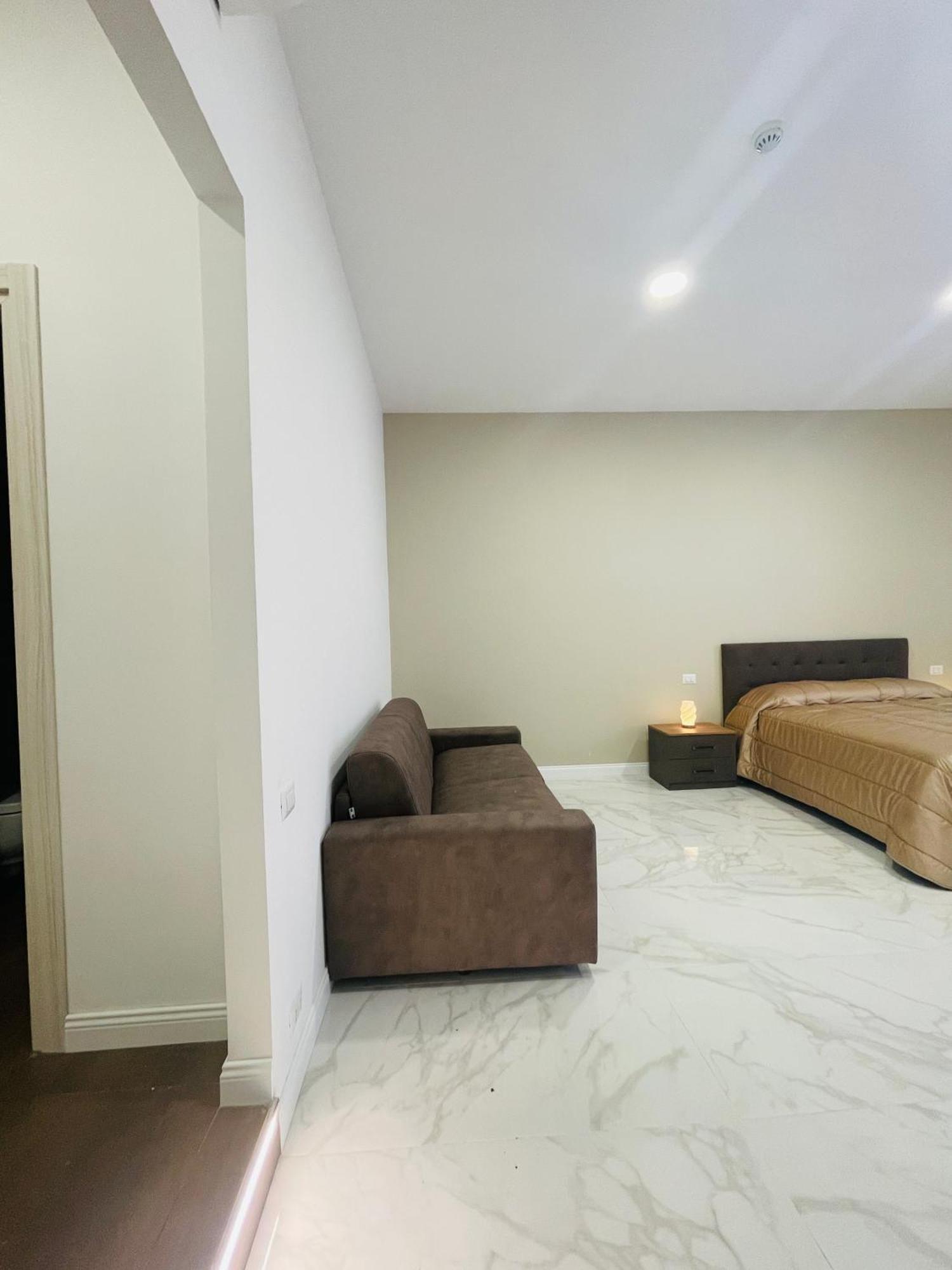 Nerisa Guest house Naples